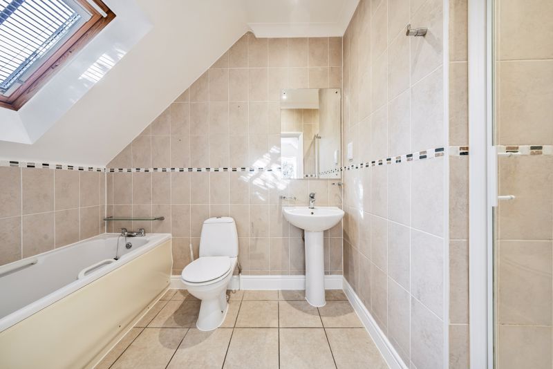 En-suite- click for photo gallery